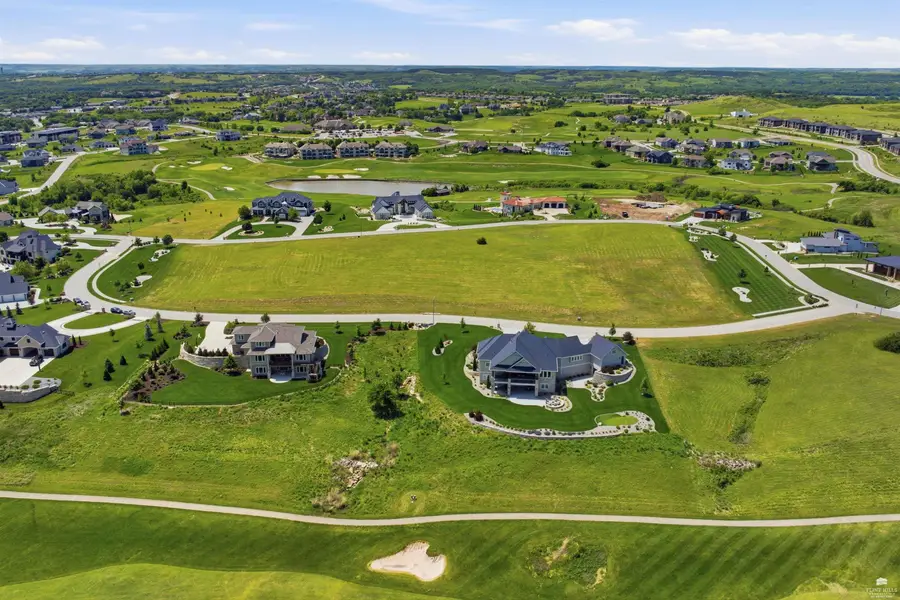 5207 Muirfield Drive, Manhattan, KS 66503 - #2
