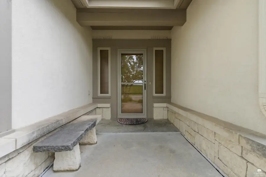 2055 Grand Ridge Court, Manhattan, KS 66503 - #2