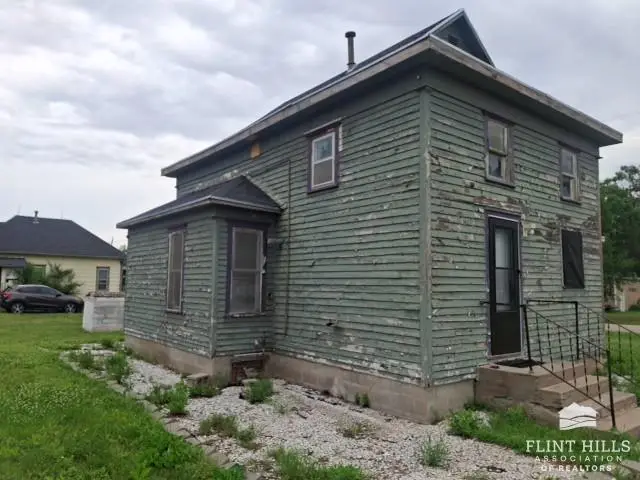 605 Topeka, Lincolnville, KS 66858 - #3