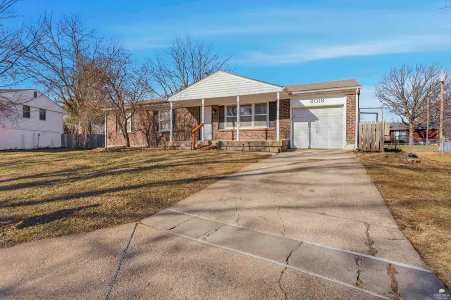 3018 James Avenue, Manhattan, KS 66502 - #2