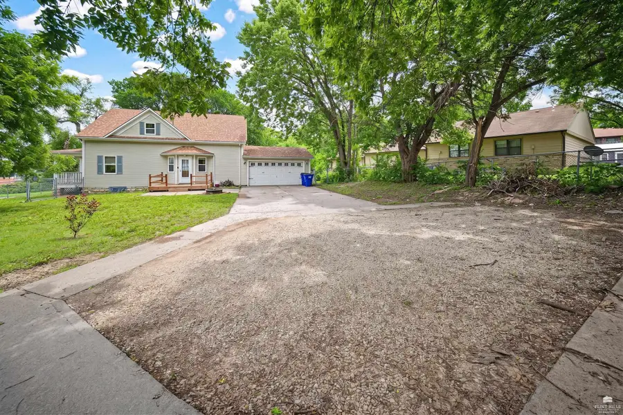 1201 W 8th Street, Junction City, KS 66441 - #3