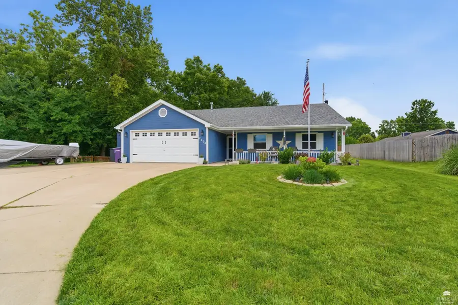 2404 Raspberry Circle, Manhattan, KS 66502 - #3