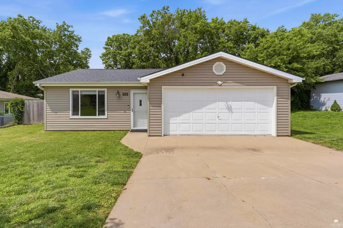 310 Palomino Lane, Ogden, KS 66517 - #1