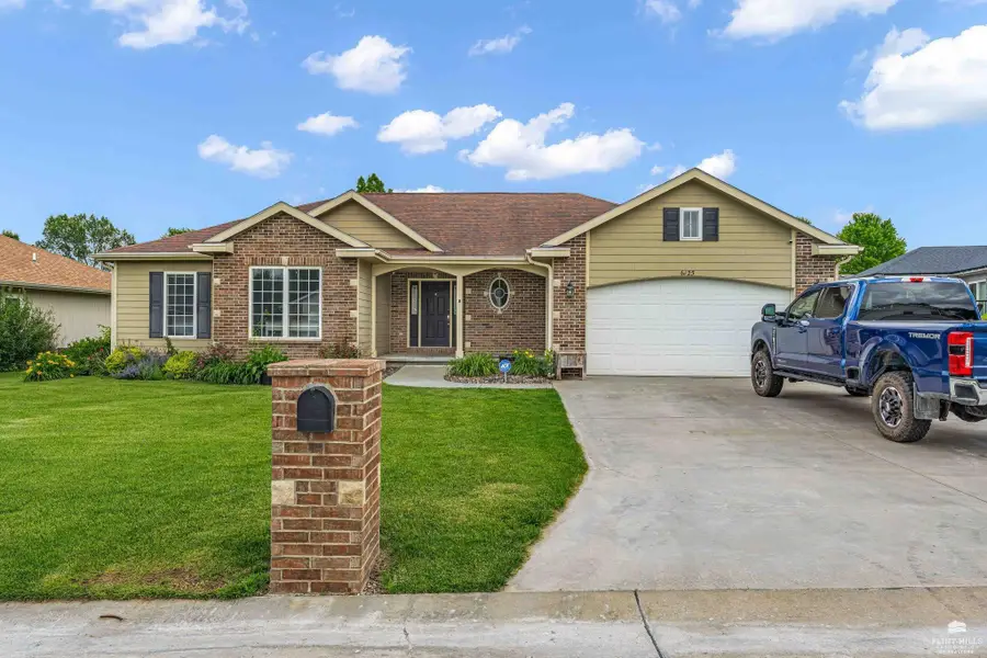 6125 Brookes Way, Manhattan, KS 66502 - #2