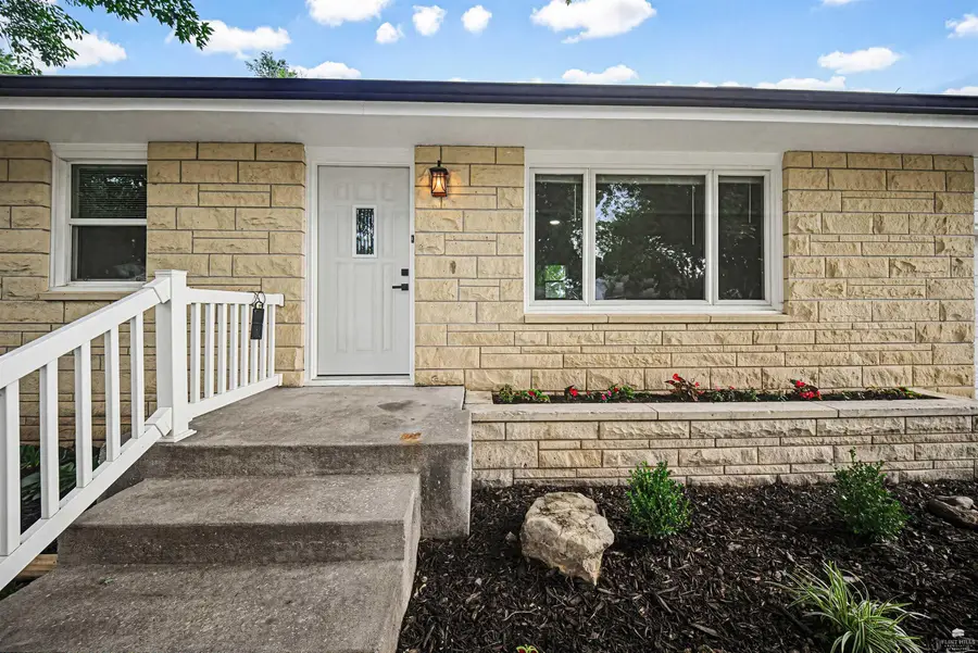 712 W Spruce Street, Junction City, KS 66441 - #3