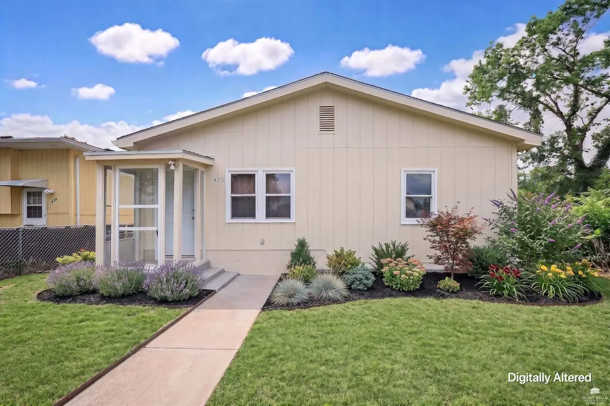 423 W 12th Street, Junction City, KS 66441 - #1