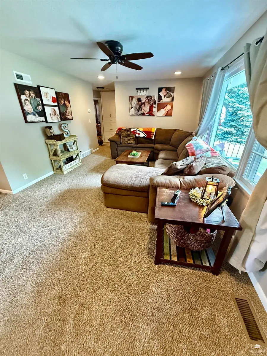 106 NW 11th Street, Abilene, KS 67410 - #3