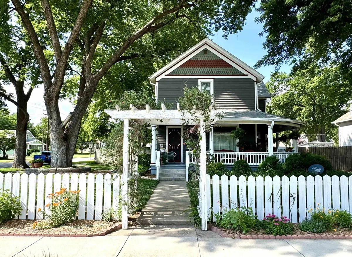 401 Crawford, Clay Center, KS 67432 - #1