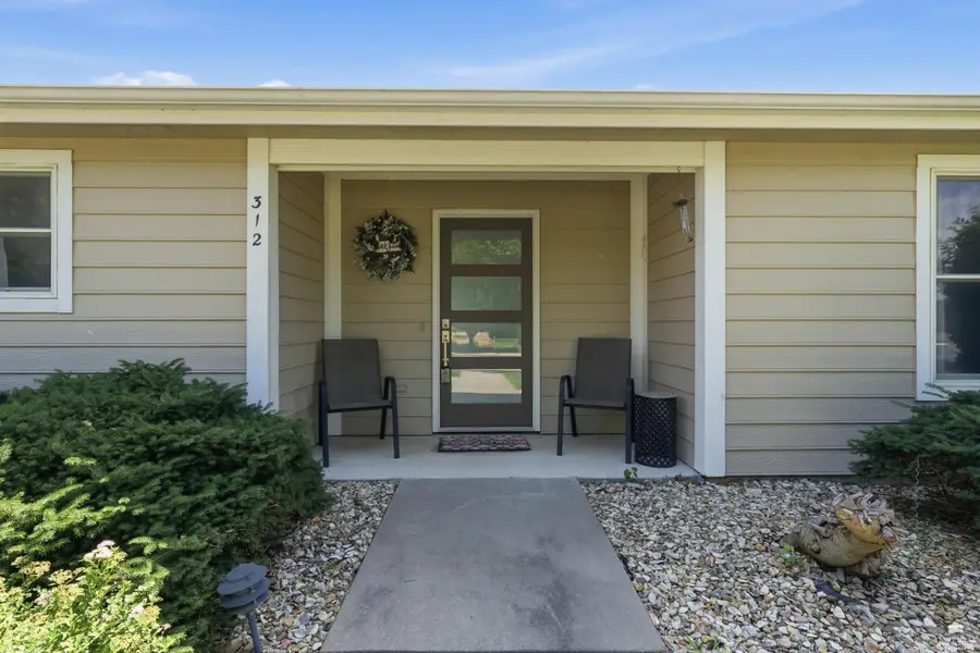 312 Jc Rogers, Wamego, KS 66547 - #3