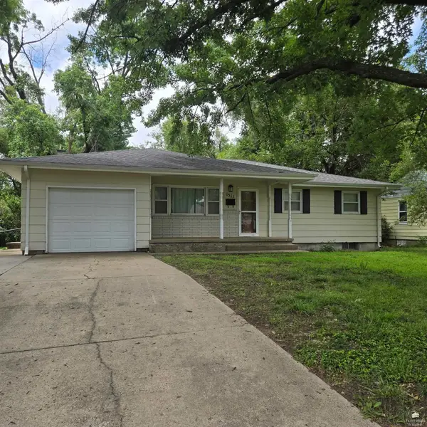 1511 NW 3rd Street, Abilene, KS 67410
