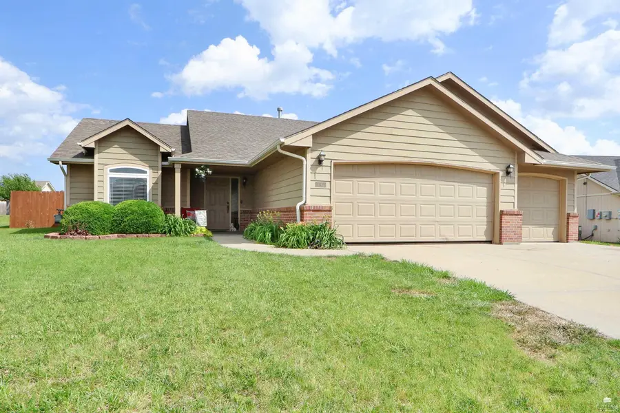 1145 Coyote Drive, Junction City, KS 66441 - #3