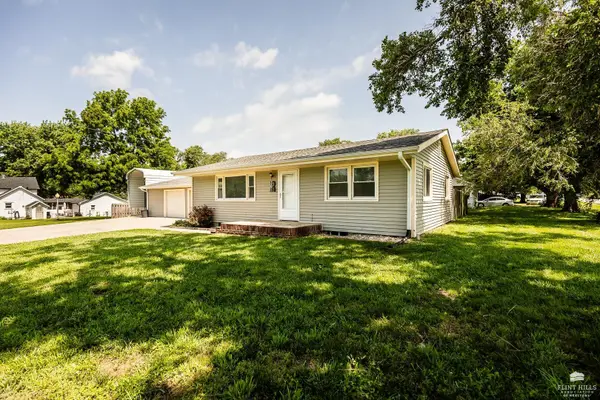 301 10th Street, Milford, KS 66514