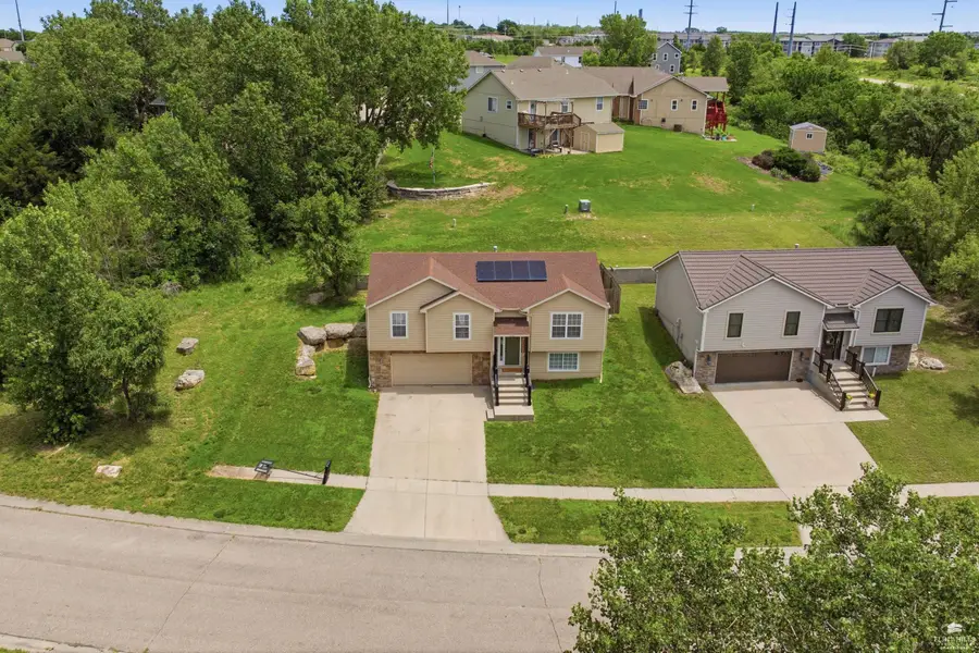 1227 Oakview Drive, Junction City, KS 66441 - #2