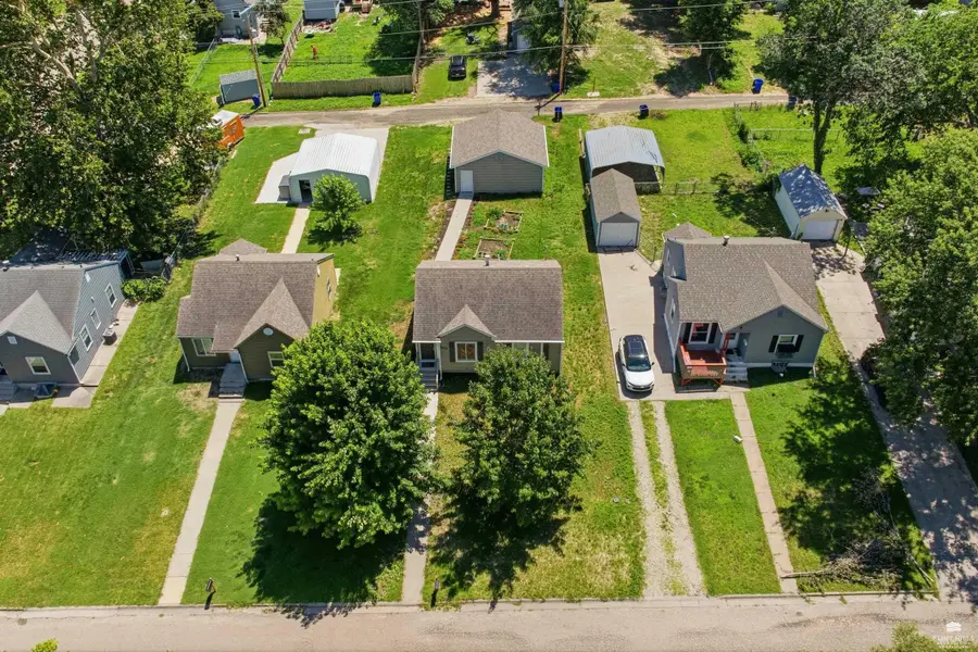 409 W Vine Street, Junction City, KS 66441 - #2