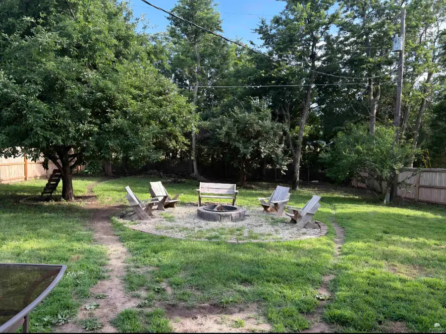 4907 SW 30th Street, Topeka, KS 66614 - #2
