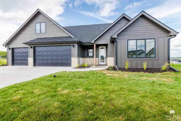3910 Travers Circle, Manhattan, KS 66503