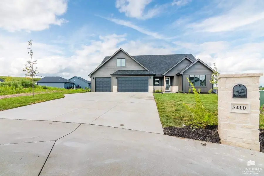 3910 Travers Circle, Manhattan, KS 66503 - #2