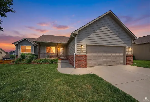 2129 Deer Trail, Junction City, KS 66441