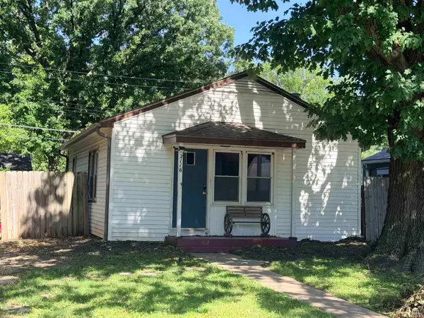 2116 Blaker Drive, Manhattan, KS 66502