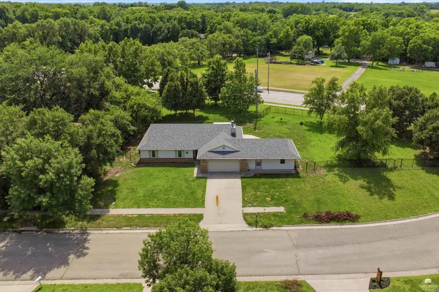 310 Guinevere Dr., Junction City, KS 66441 - #2