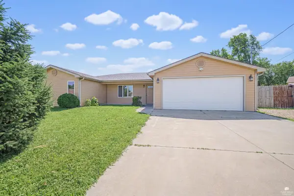 124 Allen Hill Drive, Ogden, KS 66517