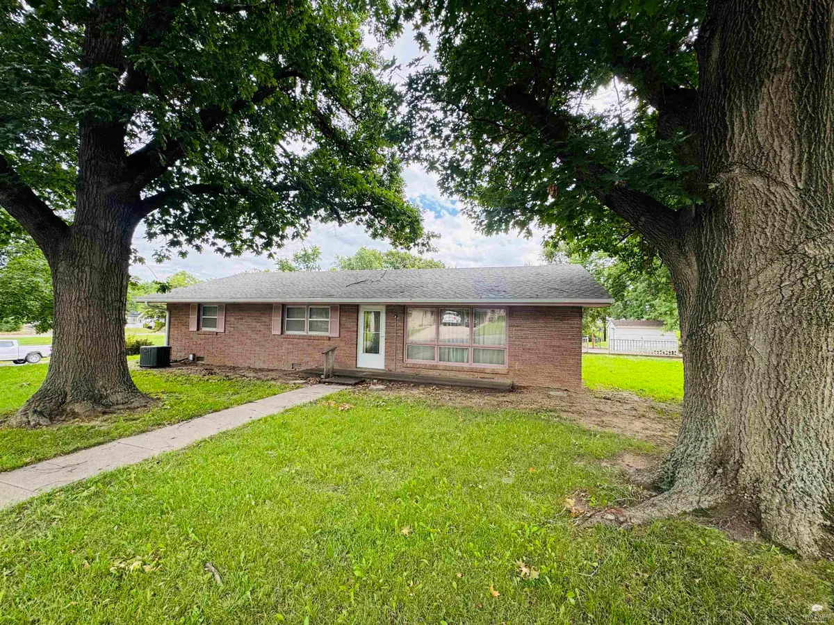 1721 Carolyn Drive, Clay Center, KS 67432 - #1