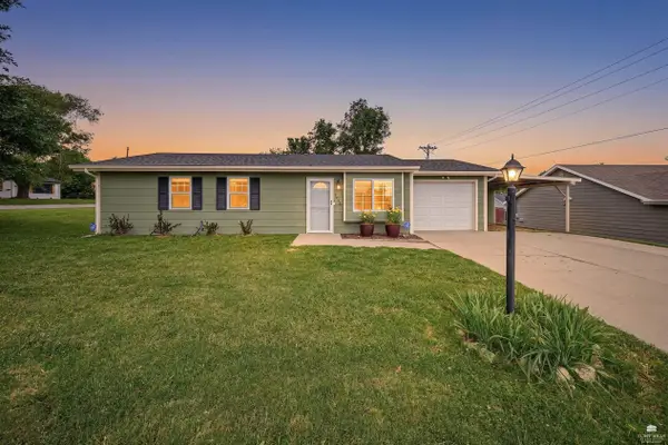 1136 W 20th Circle, Junction City, KS 66441