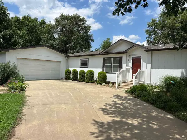 1001 N Vanburen #5 Avenue, Abilene, KS 67410