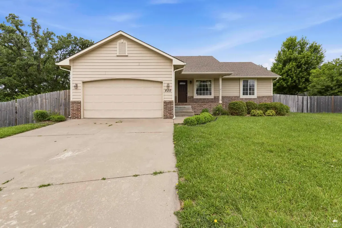 820 Fossilridge Drive, Manhattan, KS 66503 - #1
