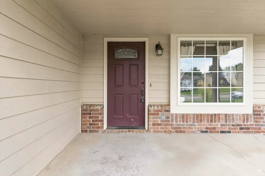820 Fossilridge Drive, Manhattan, KS 66503 - #3