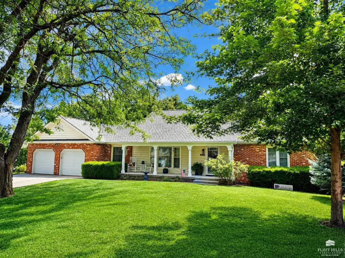 109 E J Frick Drive, Manhattan, KS 66503 - #1