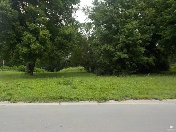 522 E Grandview Drive, Grandview Plaza, KS 66441