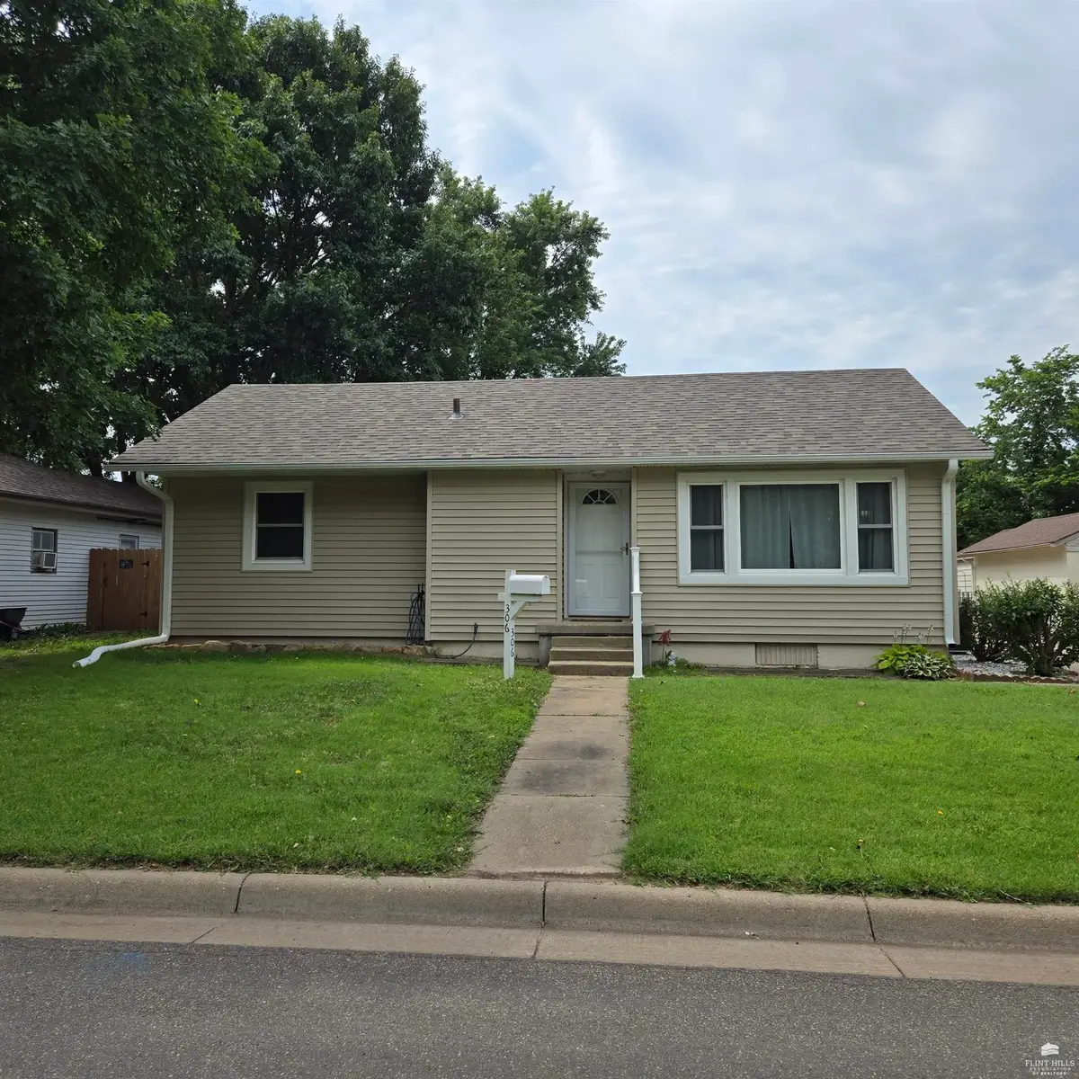 306 Charles Road, Abilene, KS 67410 - #1