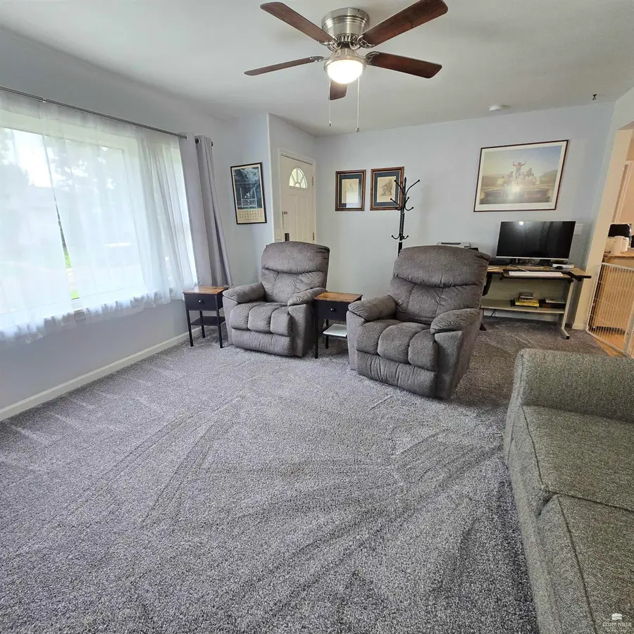 306 Charles Road, Abilene, KS 67410 - #2