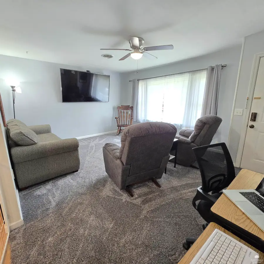 306 Charles Road, Abilene, KS 67410 - #3