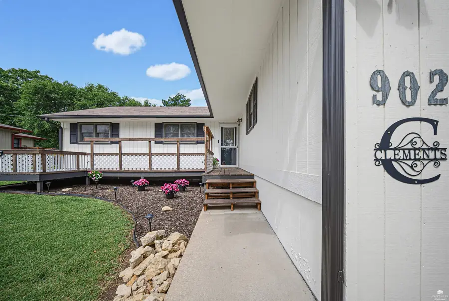 902 S Webster, Junction City, KS 66441 - #2