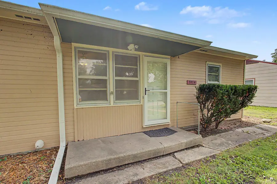 2024 Judson, Manhattan, KS 66502 - #2