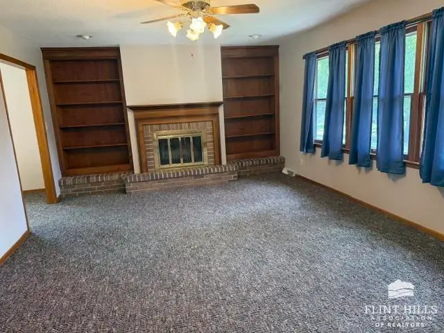 211 Frederick Street, Clay Center, KS 67432 - #2