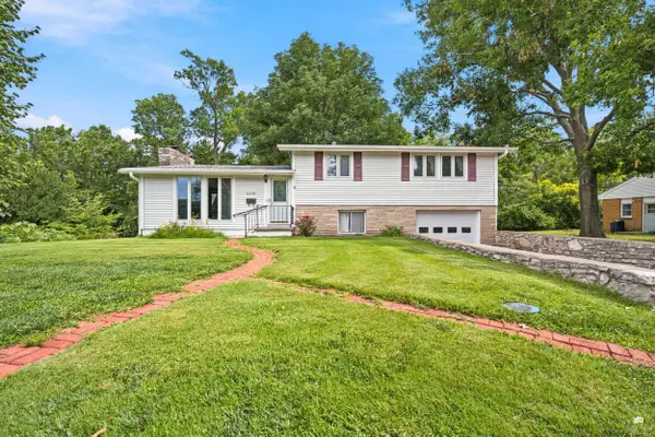 2336 Chris Drive, Manhattan, KS 66502