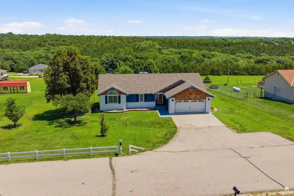 7213 Mcgeorge, Milford, KS 66514