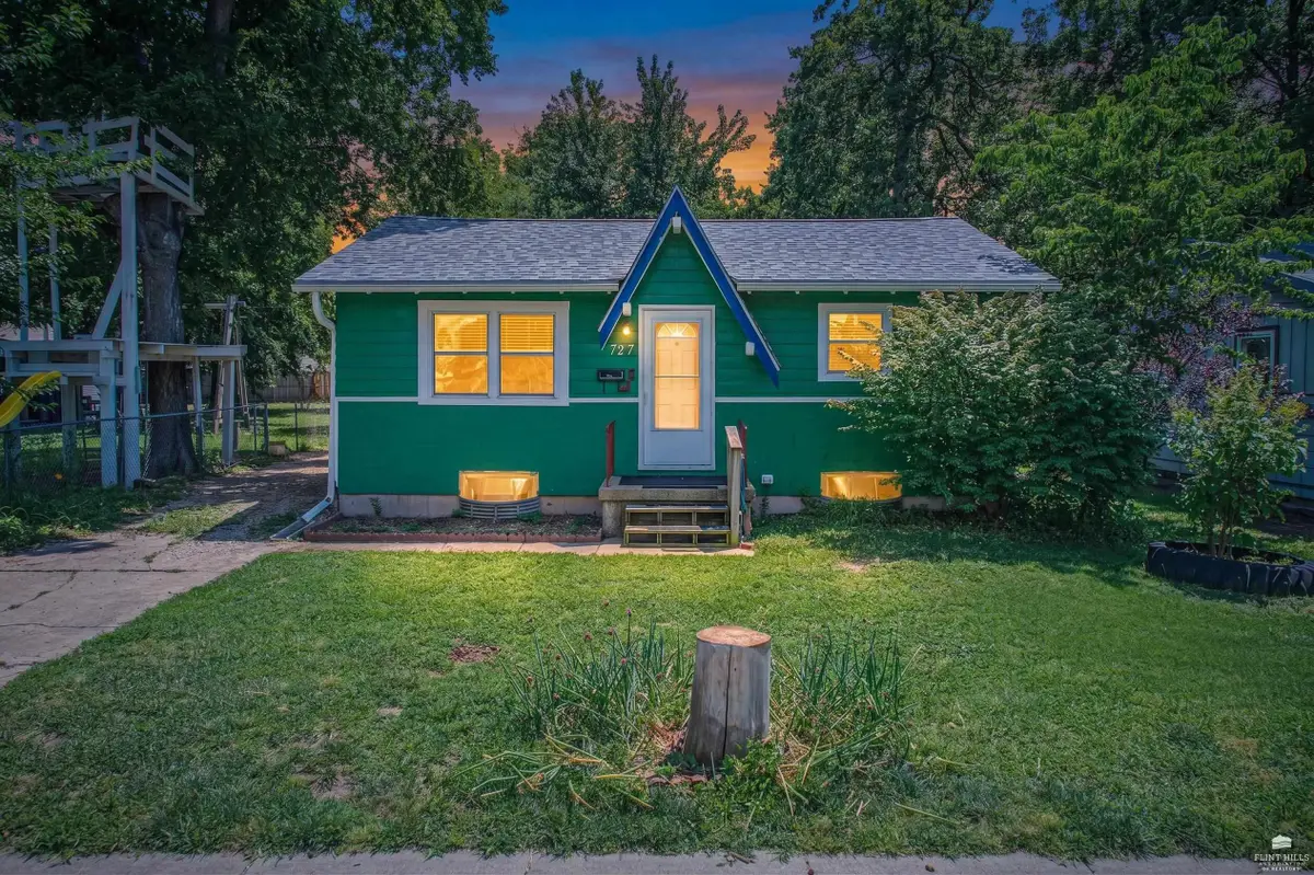 727 W 14th Street, Junction City, KS 66441 - #1
