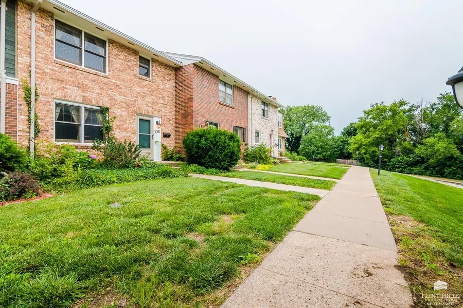 338 Twykingham Place, Manhattan, KS 66503 - #2
