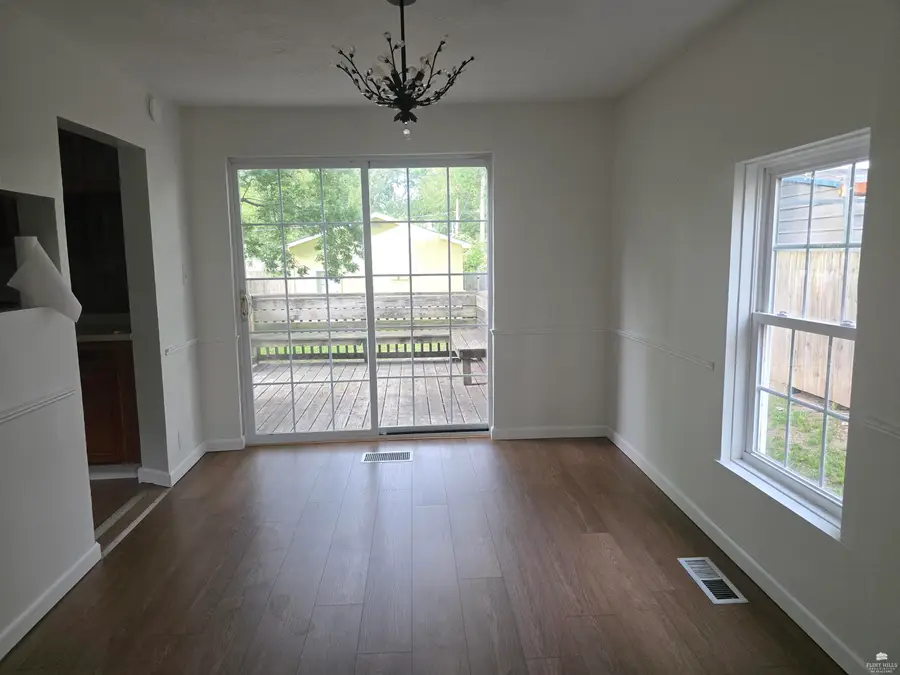 517 NW 7th, Abilene, KS 67410 - #3