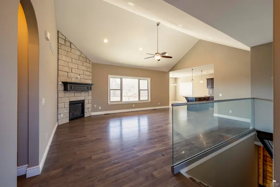 9830 Flush Road, Saint George, KS 66535 - #2