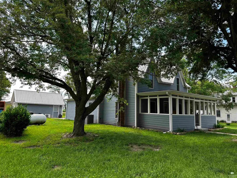 1001 Highland Street, Green, KS 67447 - #3