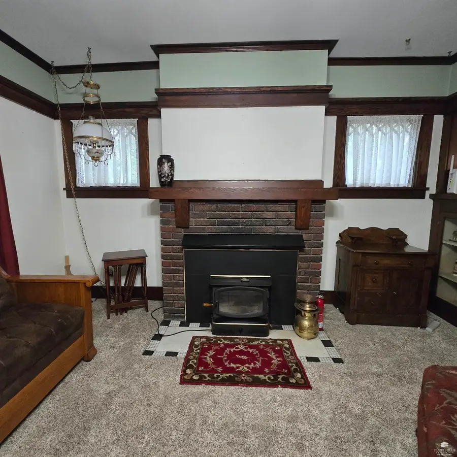 414 N Vine Street, Abilene, KS 67410 - #3