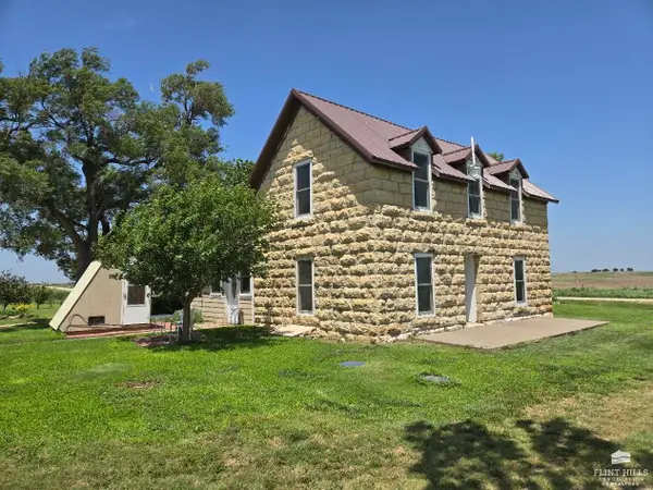 1338 1900 Avenue, Enterprise, KS 67441