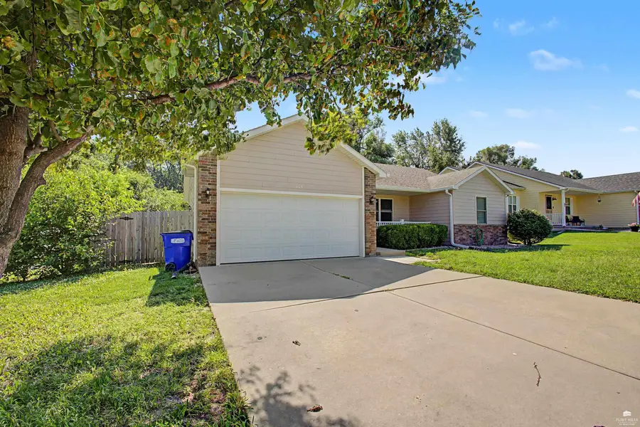 509 Tallgrass Drive, Junction City, KS 66441 - #3