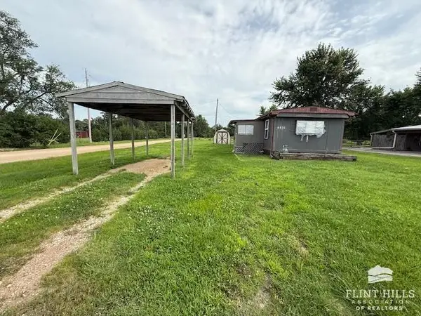 Address Withheld By Seller, Manhattan, KS 66502