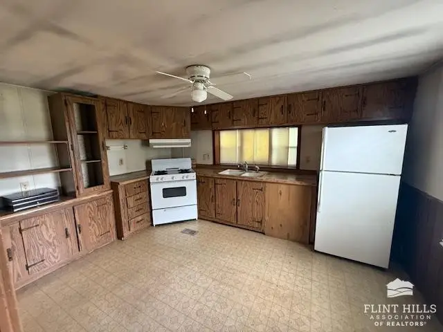 Address Withheld By Seller, Manhattan, KS 66502 - #3